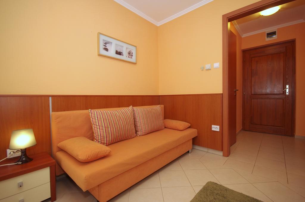 Vararok Apartman Gyula Exterior photo